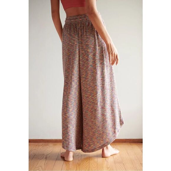 NEW Daily Practice Anthropologie Space-Dyed Flouncey Wide-Leg Lounge Pant Small - Picture 3 of 4